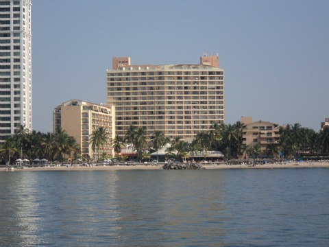 Holiday Inn All Inclusive beach