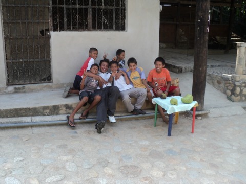  Children in Quimixto 